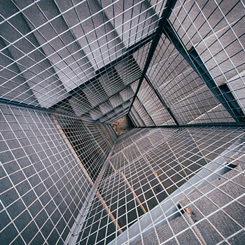 Jak projektować opakowania i minimalizować uszkodzenia w transporcie