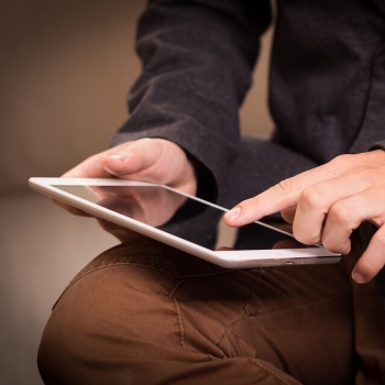 Kurs przedsiębiorczości dla studentów: programy uczelni i platform edukacyjnych